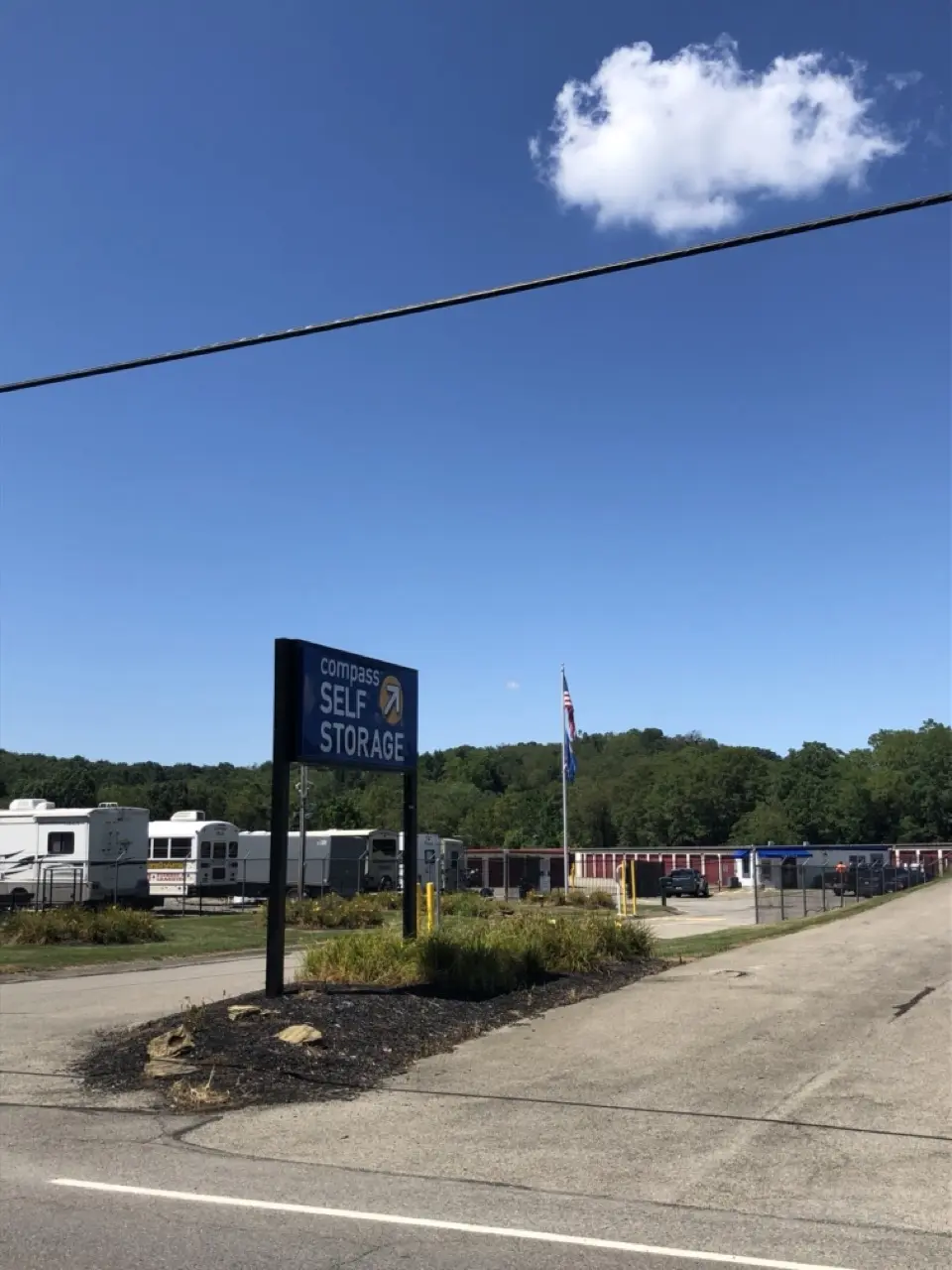 Compass Self Storage vehicle storage in Gibsonia, PA - Hampton Township.