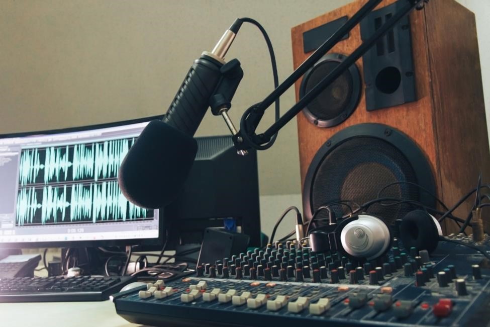 Create a Home Voiceover Studio Like a Pro!